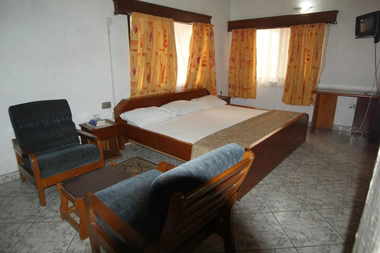 Sanbra Hotel
