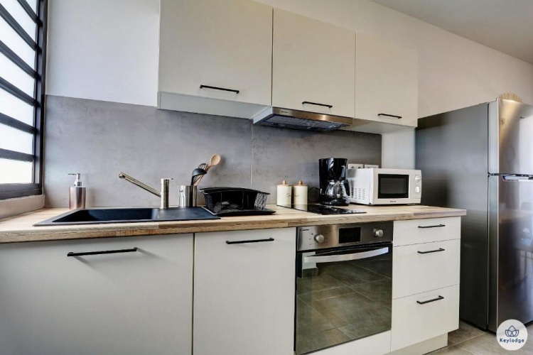 1 Bedroom Apartment