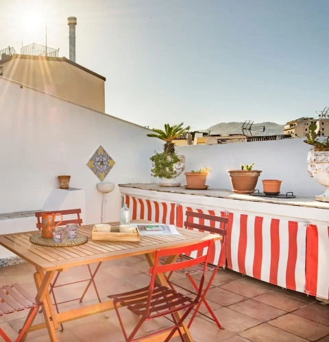1 Bedroom Apartment with balcony