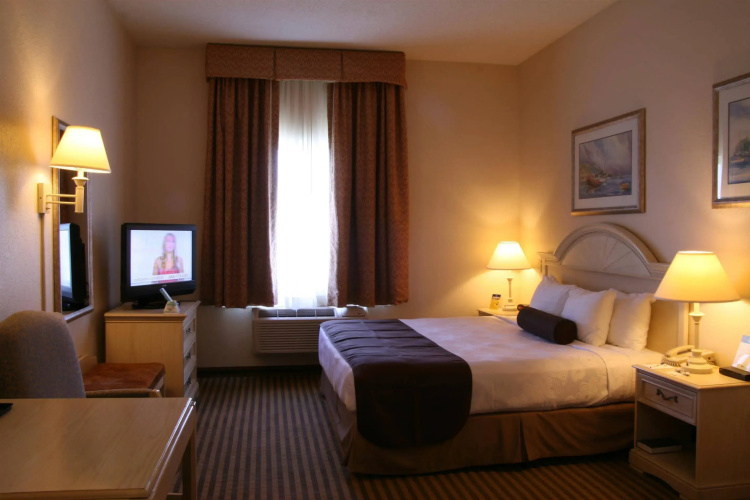 Best Western PLUS Silver Creek Inn
