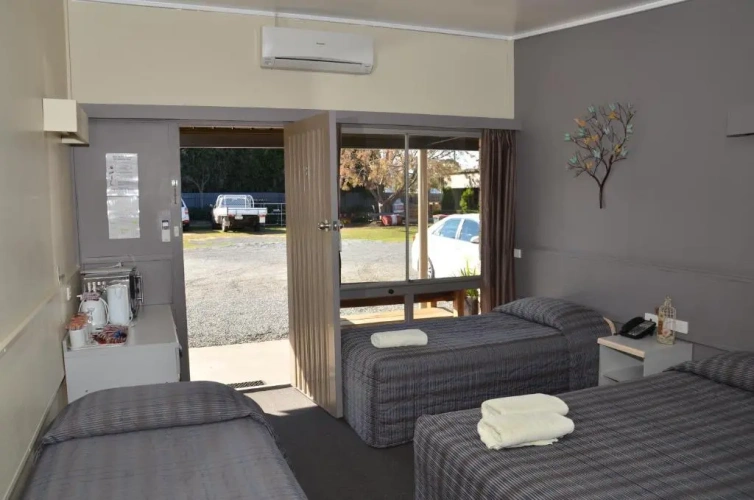 Standard Family room