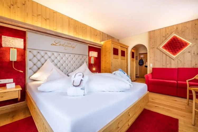 Standard Double room with balcony and with view