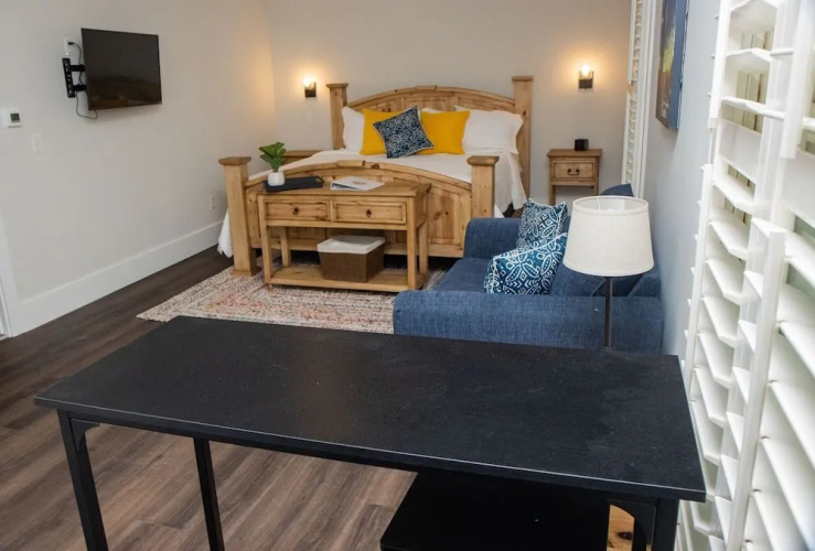 Pomar House Suites