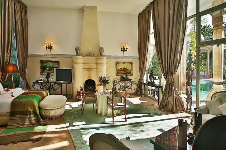 Luxury Suite with view