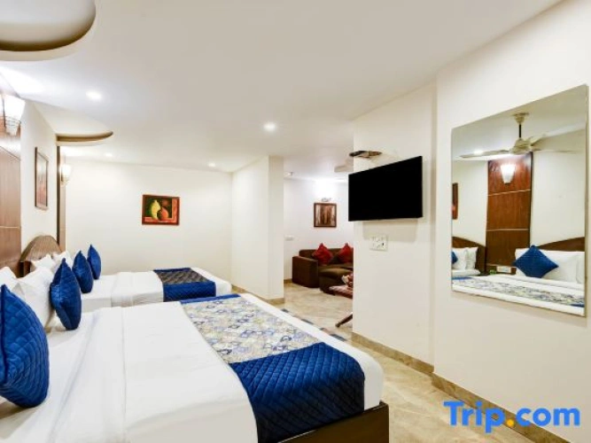 Grand Quadruple Suite