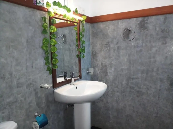 Standard Triple room with sea view