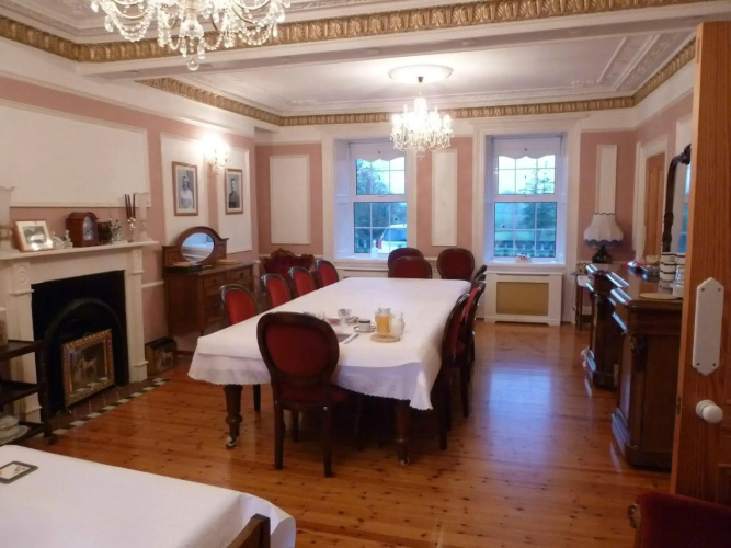 Dundrum House