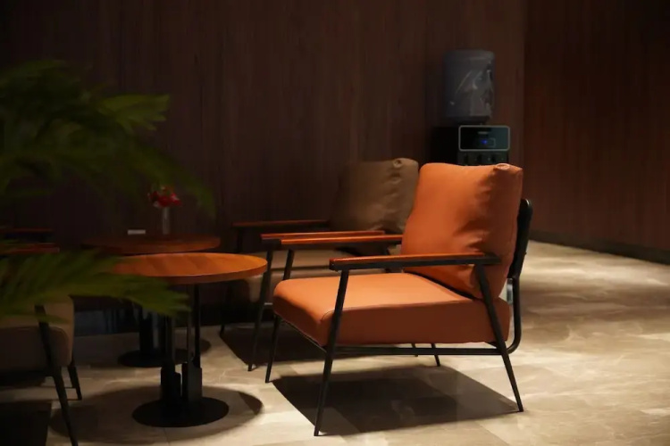 Happiness Hotel