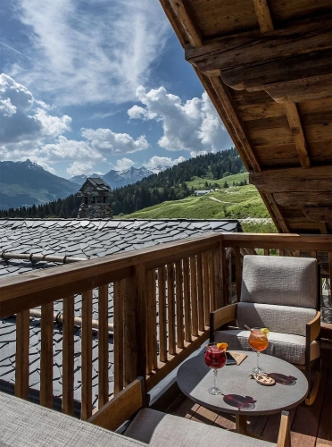 Suite with balcony and with mountain view