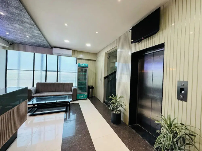 Col's Hotel Uphaar