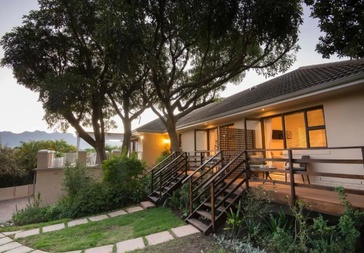 Deluxe Double room with garden view