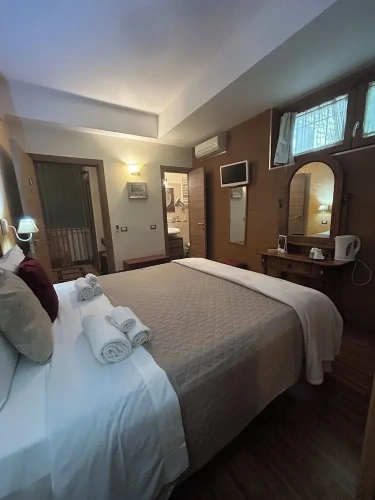 Comfort room