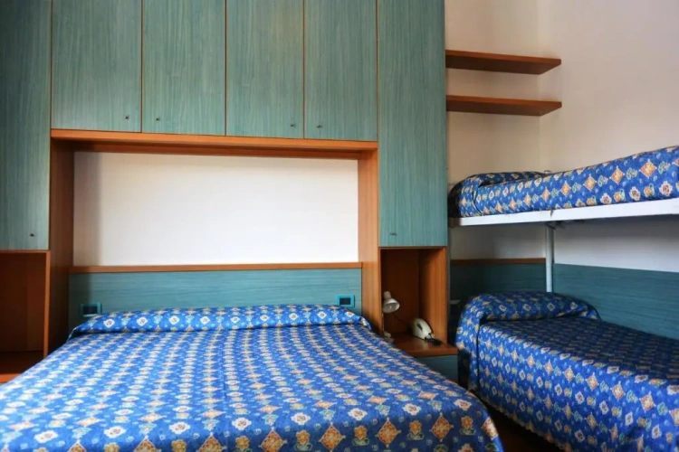 Standard Quadruple room