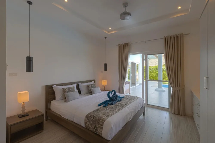 Modern 3 Bedroom Pool Villa MP67