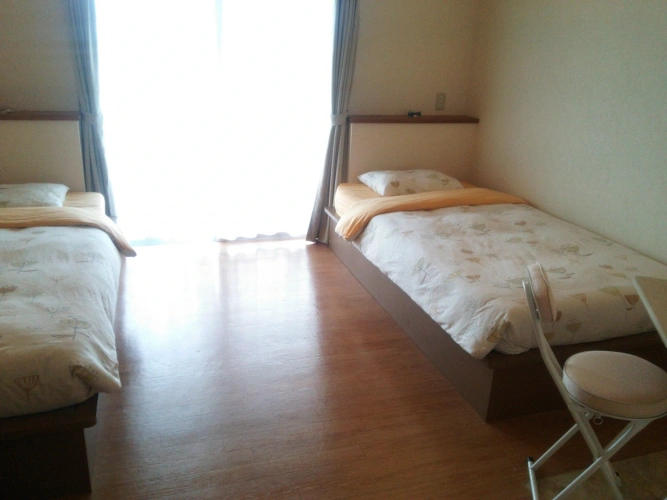 Standard Twin room with mountain view