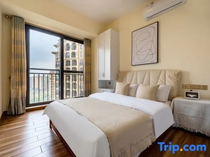 1 Bedroom Luxury Single Suite