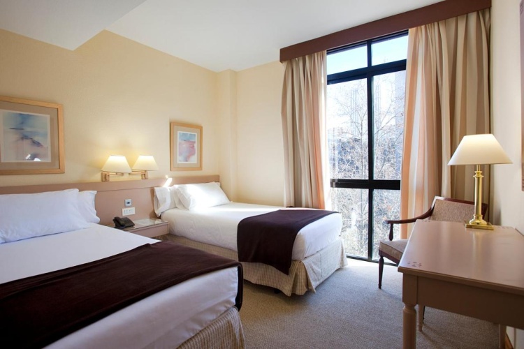 Espahotel Plaza Basilica photo 6