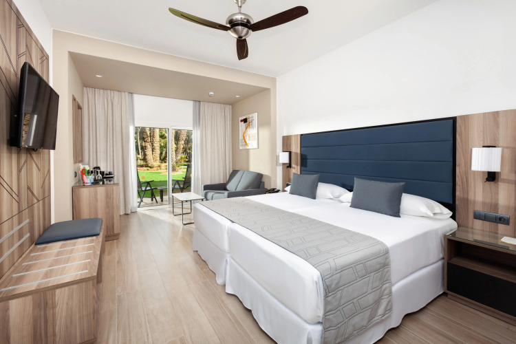 Hotel Riu Palace OasisOver view