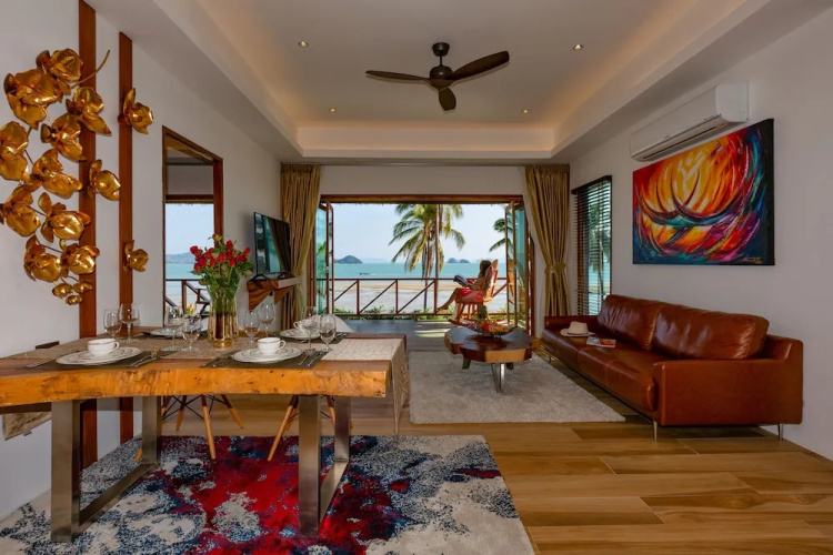 Coconut Grove Villas