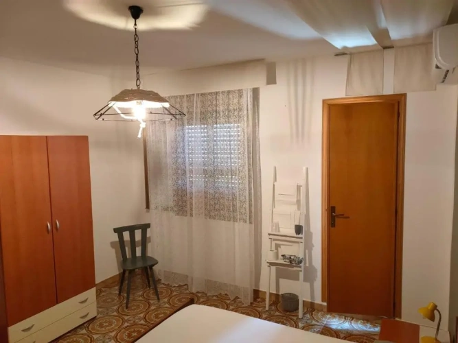 Economy Triple room