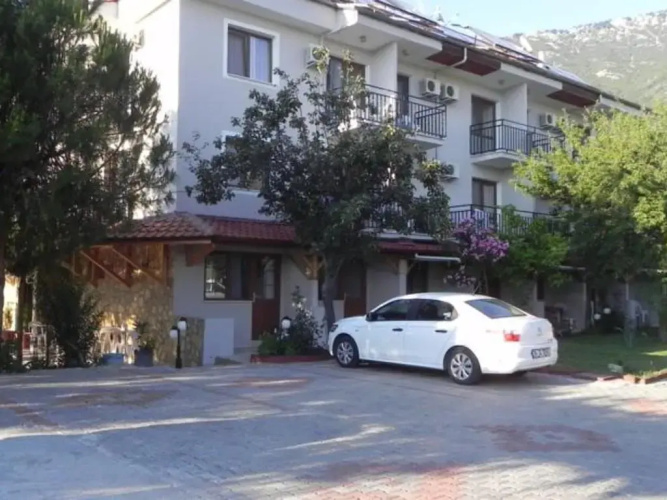Star Hotel