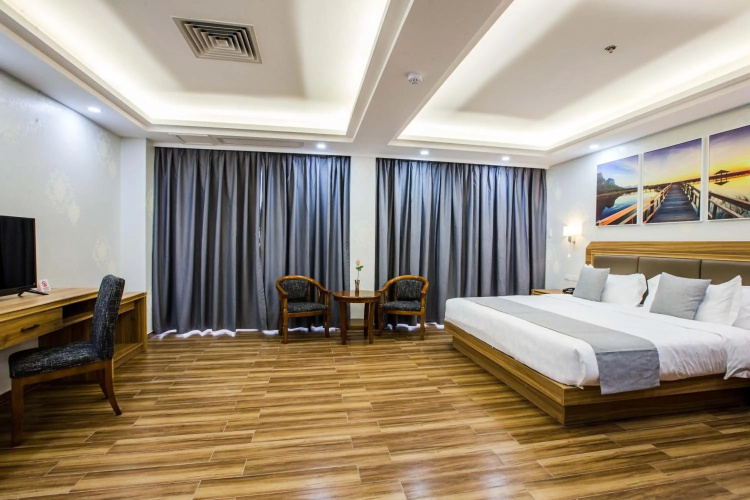 Costa Palawan Resort
