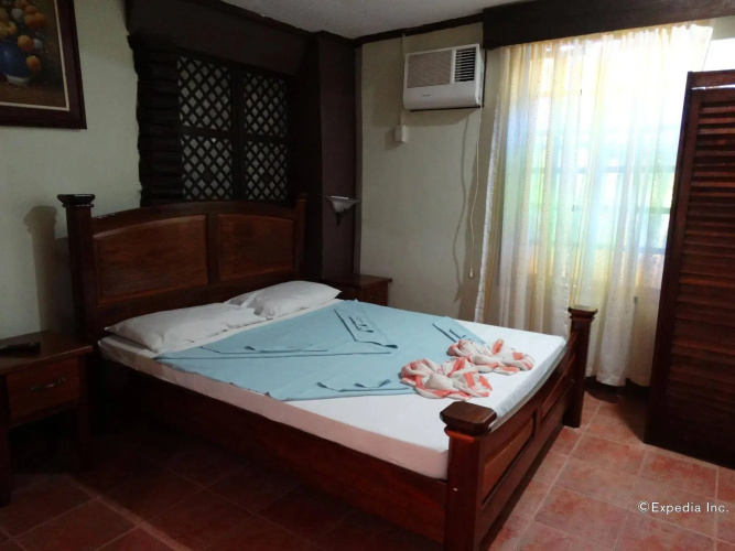 OYO 621 De Loro Inn