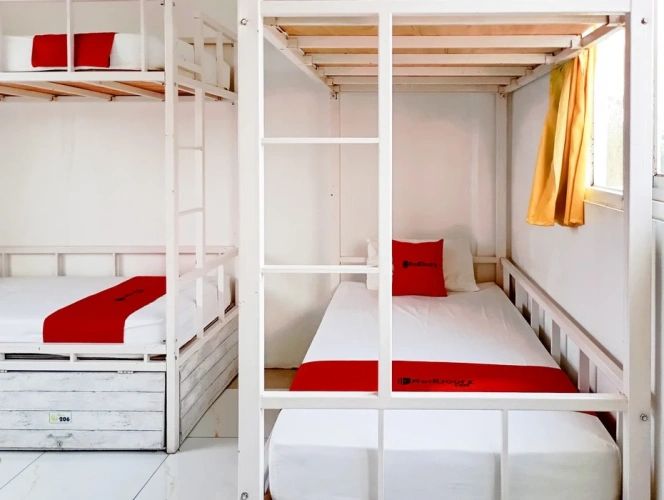 Bed in Dorm