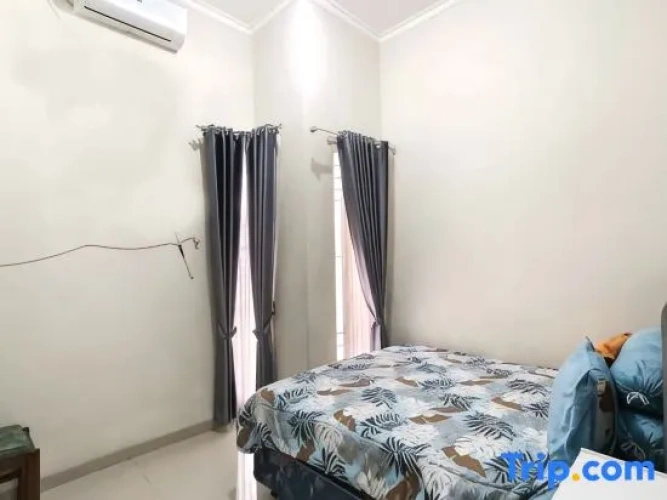 2 Bedrooms Villa
