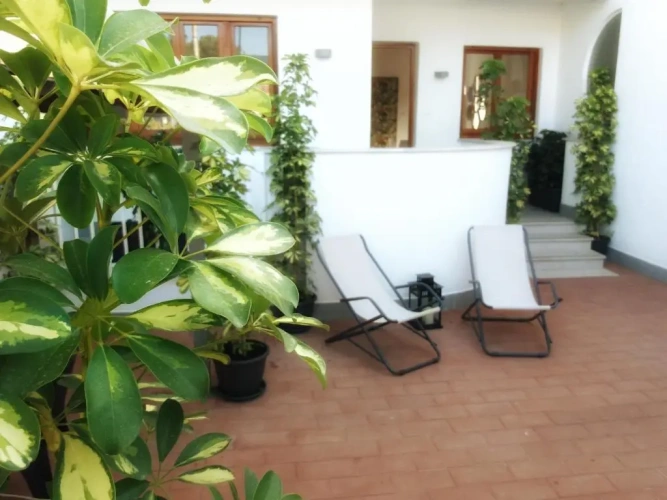 2 Bedrooms Villa