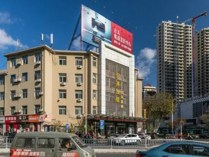 Three Station Hotel (Railway Station Bus Station)