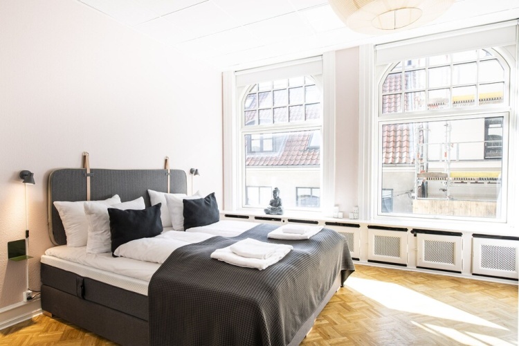 Guest rooms