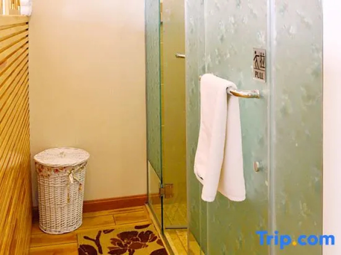 YZL Seaview Garden Vacation Hotel