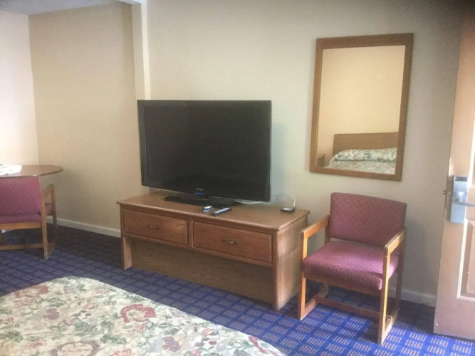 Budget Inn Express