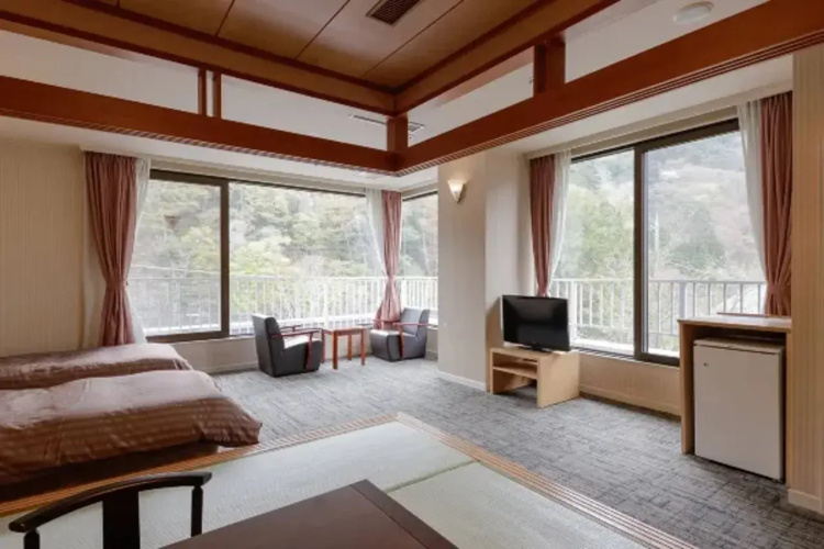 Hotel New Momiji