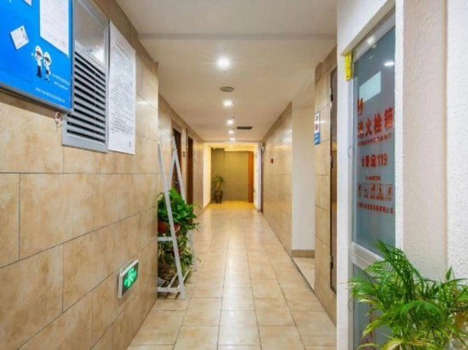 Kunming Changyue Hotel (Yunnan Agricultural University Langyue Bay)