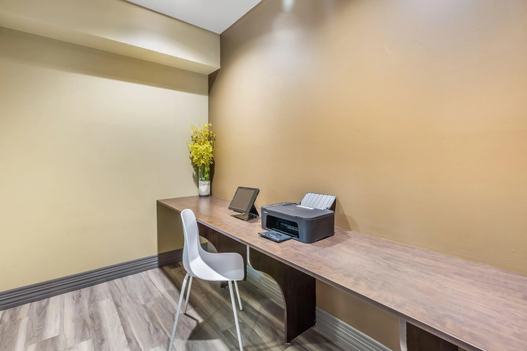 Microtel Inn & Suites By Wyndham Timmins photo 18