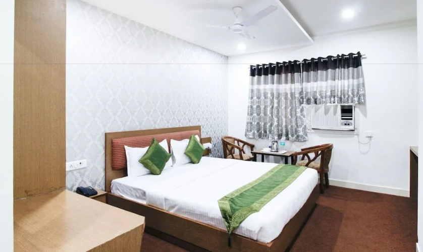Hotel Imax Inn
