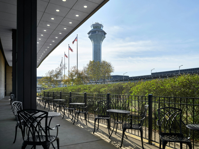 Hilton Chicago O'Hare Airport photo 9