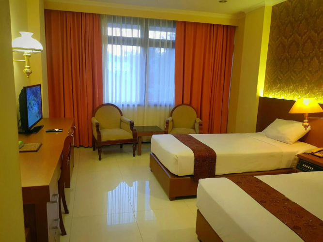 Riyadi Palace Hotel