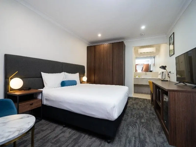 Deluxe Double Suite