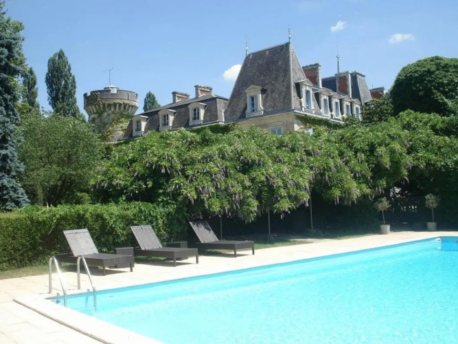 Hôtel Restaurant - Chateau de Lalande