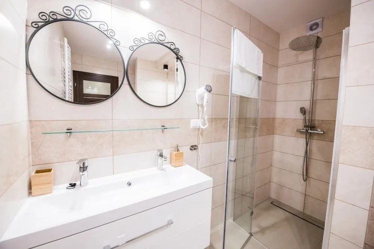 1 Bedroom Double Apartment