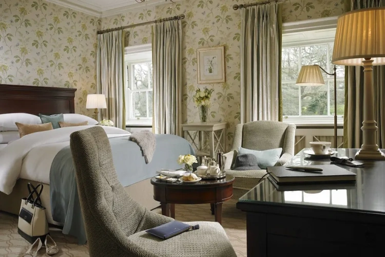 Manor House Double room with garden view