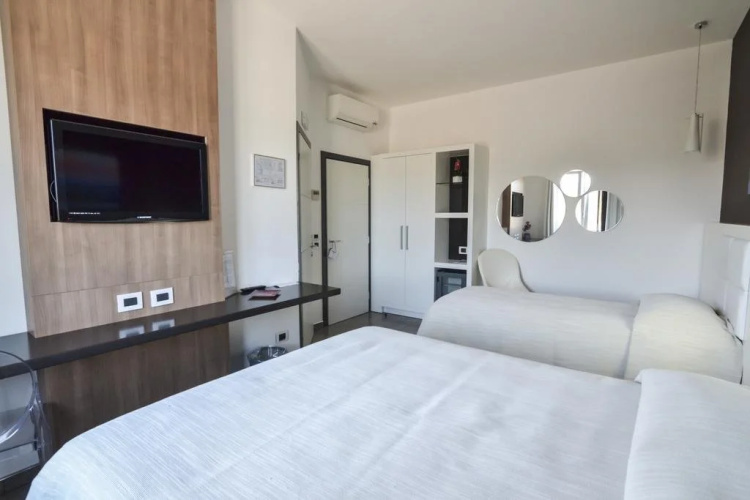 Motel S.16