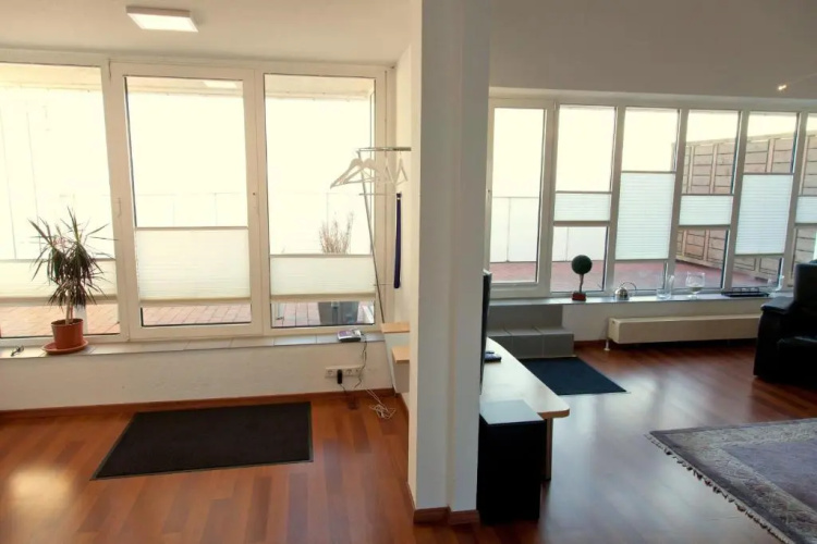 Apartment 37