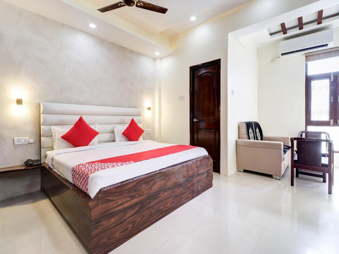 Natraj Hotel By OYO Rooms