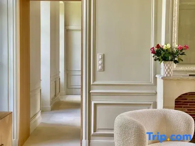 Historic 3BR Home • Bayeux Center