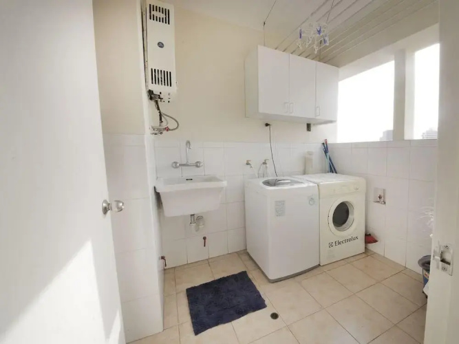 Great Location Walking Distance to Larcomar and Wong