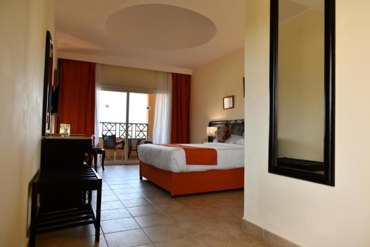Standard Double room with garden view
